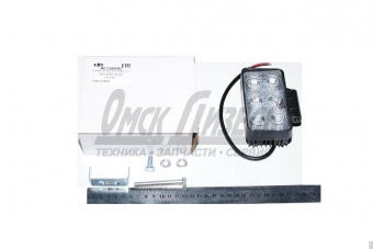 Фара светодиодная12/24V (прямоугольная,направленный свет) OFF-ROAD все ТС КЭП ФС01806RS 12/24V 6LED 18W