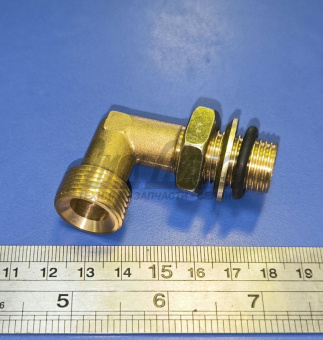 Угольник КАМАЗ М16х1,5-М20х1,5