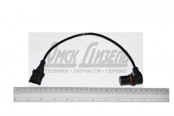 Датчик КАМАЗ ЕВРО-3,4 частоты вращения к/вала и р/в (Bosch) 0281002898